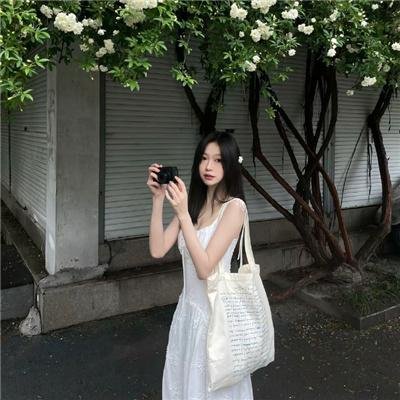 在江边